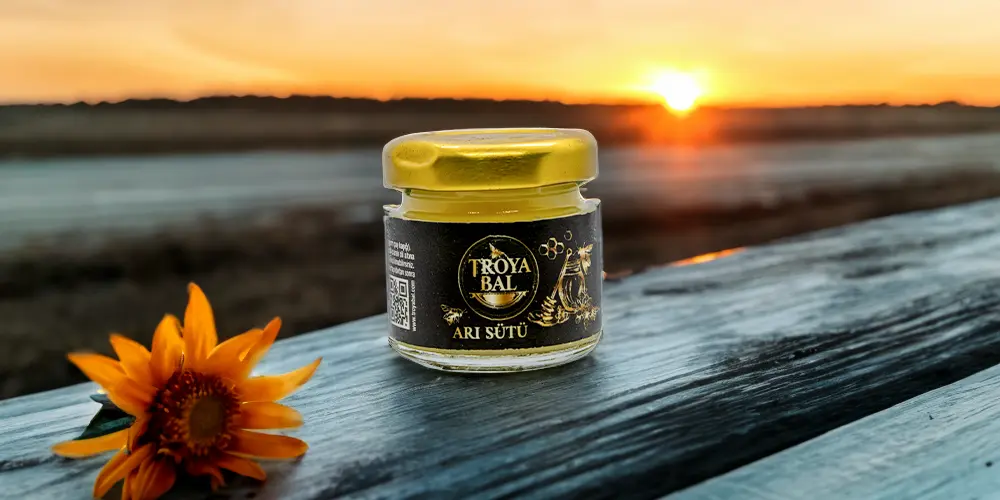 Arı Sütü Sağlık ve Güzellik İçin Doğal Bir Mucize